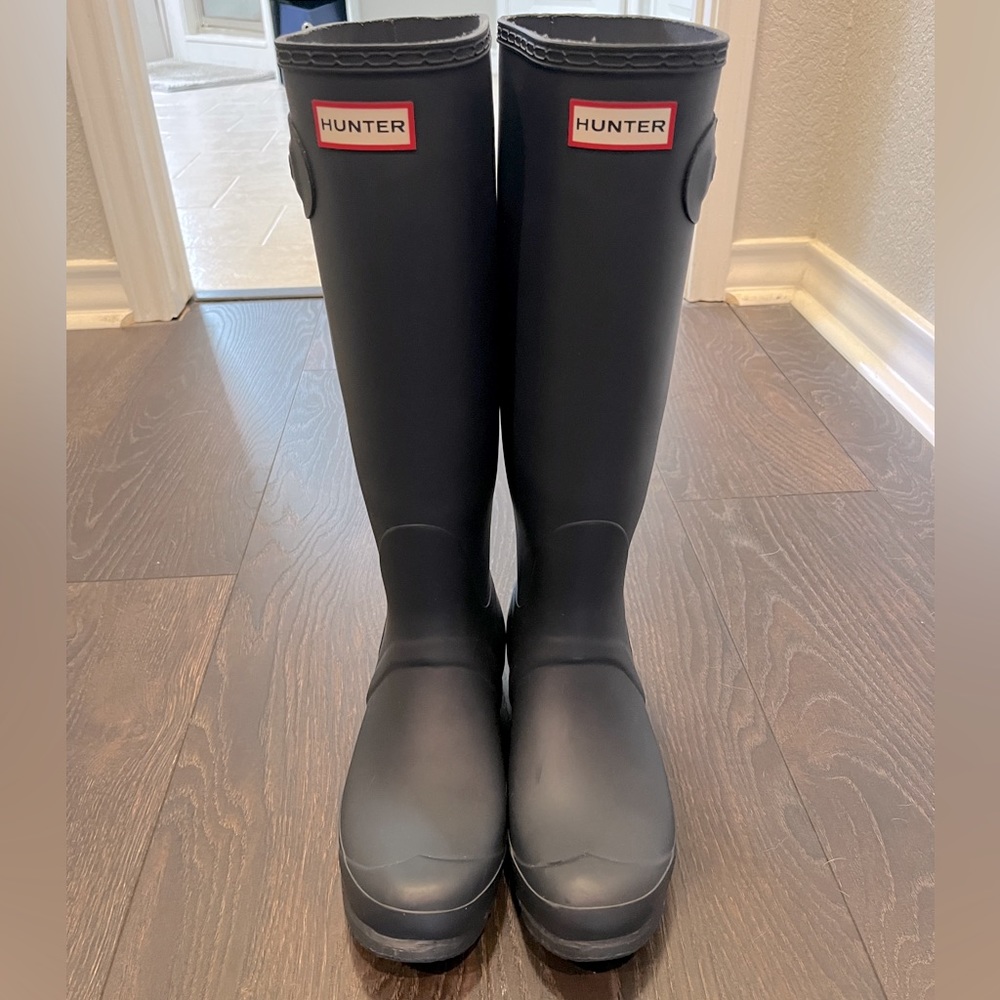 Hunter Tall Rainboots Size 10 Navy Matte